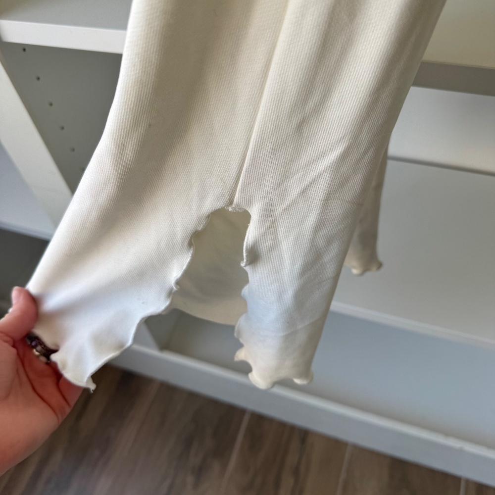 TIGER MIST Ruched Waves Pant in White - Picture 4 of 7